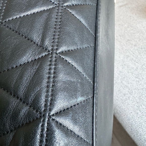 Cute Michael Kors leather tote - Picture 9 of 11